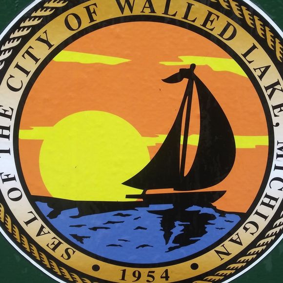 Meet your Posher, Walled lake - Picture 1 of 1